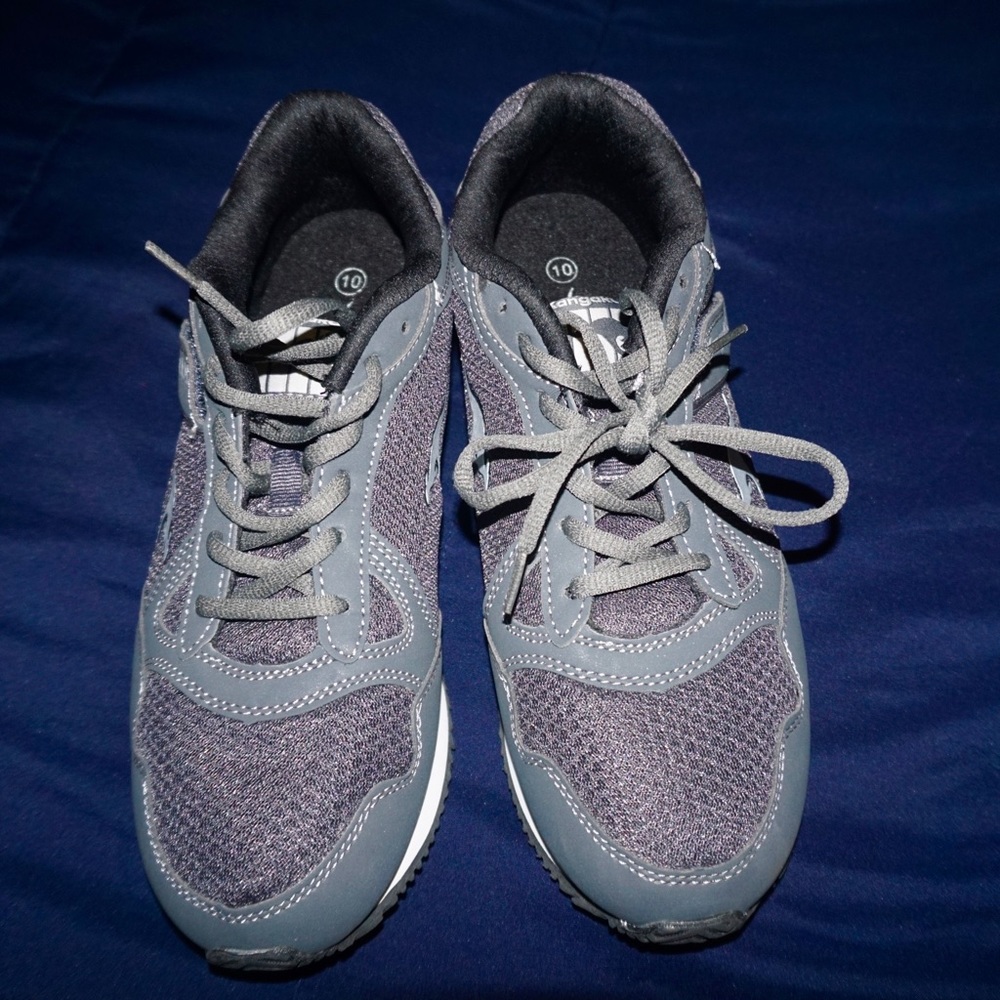 Kangaroos men sneakers